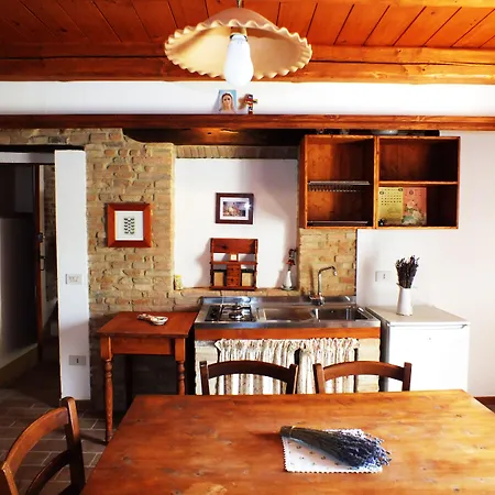 La Casa Della Lavanda - Il Casale Feriegård