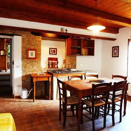 Farm stay La Casa Della Lavanda - Il Casale Monte San Vito
